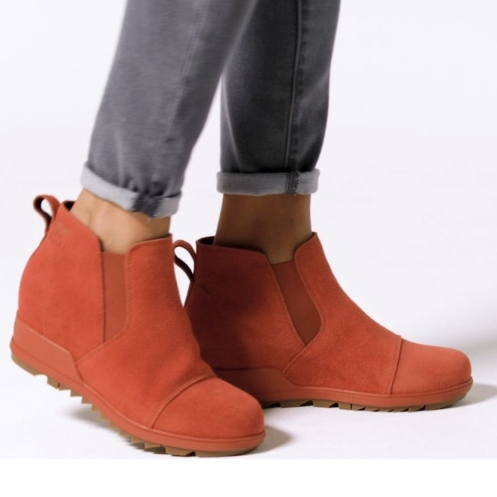 Sorel NWOB Evie Pull-On Bootie in Warp Red Size 7.5